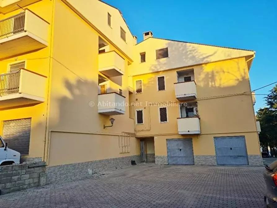 Immagine 2 di Appartamento in vendita  in Via dei Mulinari a Penne