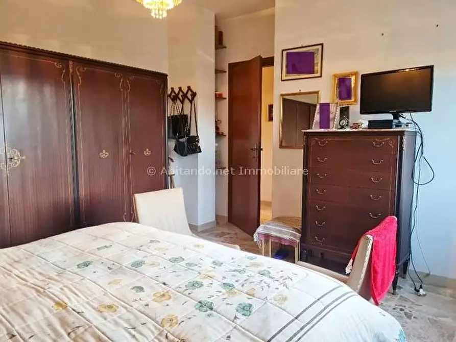 Immagine 15 di Appartamento in vendita  in Via dei Mulinari a Penne