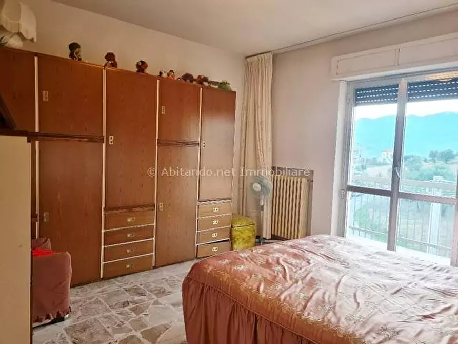 Immagine 19 di Appartamento in vendita  in Via dei Mulinari a Penne