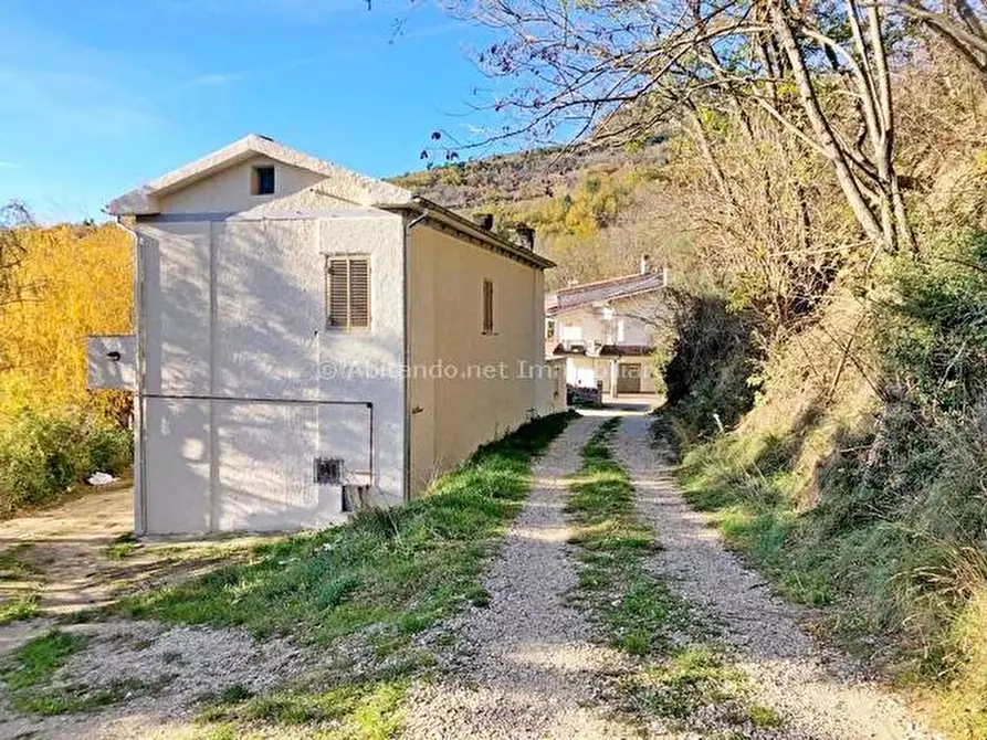Immagine 2 di Casa indipendente in vendita  in Contrada Bosco a Civitella Casanova