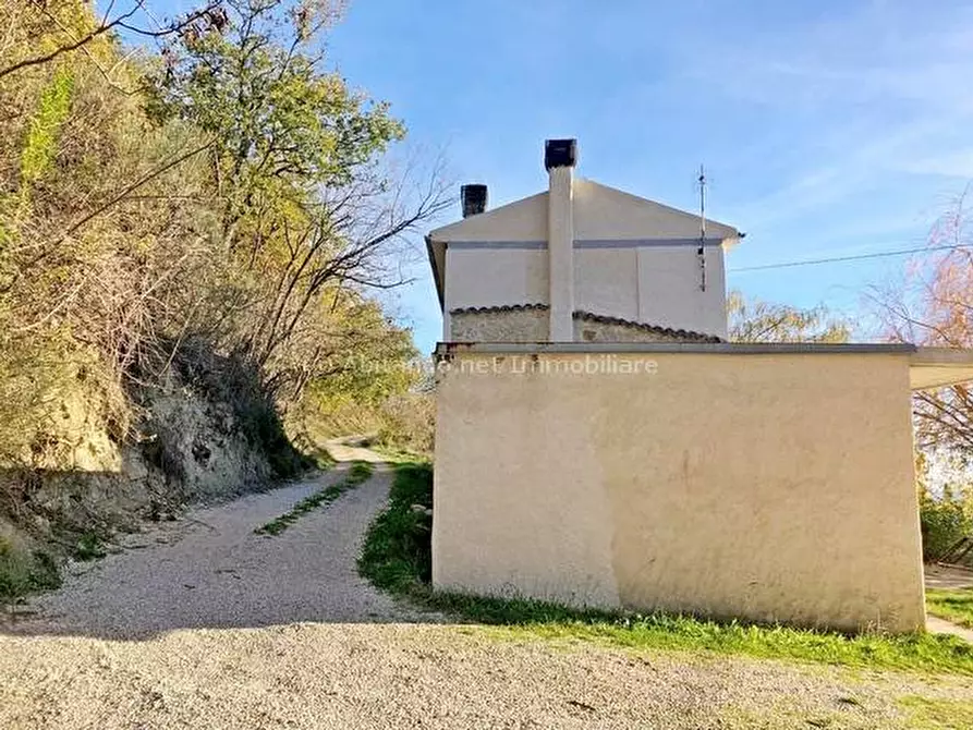 Immagine 3 di Casa indipendente in vendita  in Contrada Bosco a Civitella Casanova
