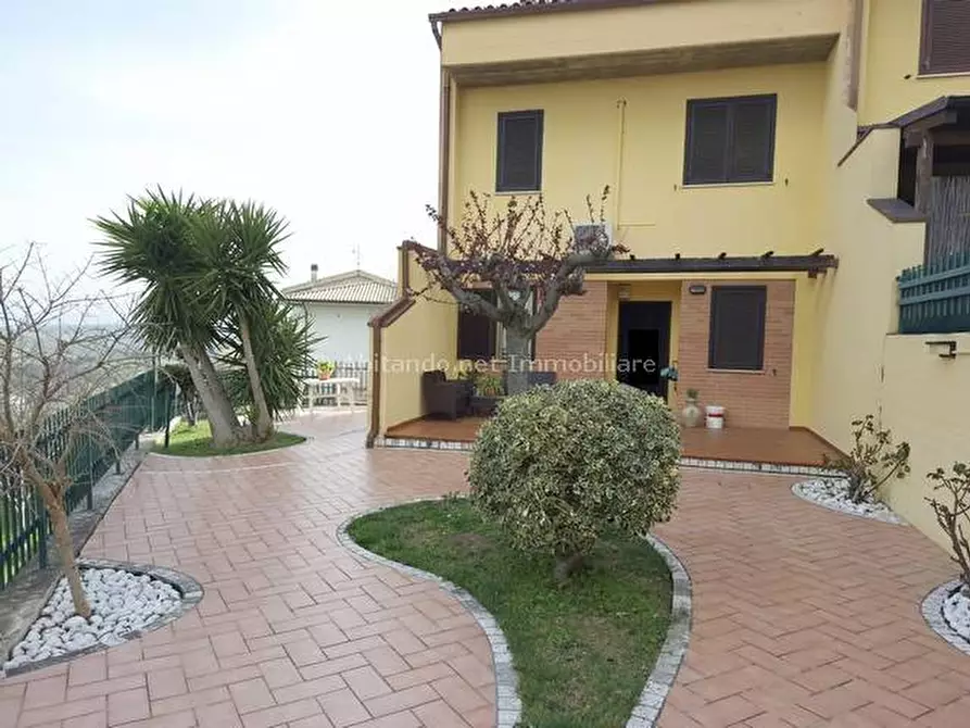 Immagine 5 di Villetta a schiera in vendita  in Contrada Conaciappetta a Penne