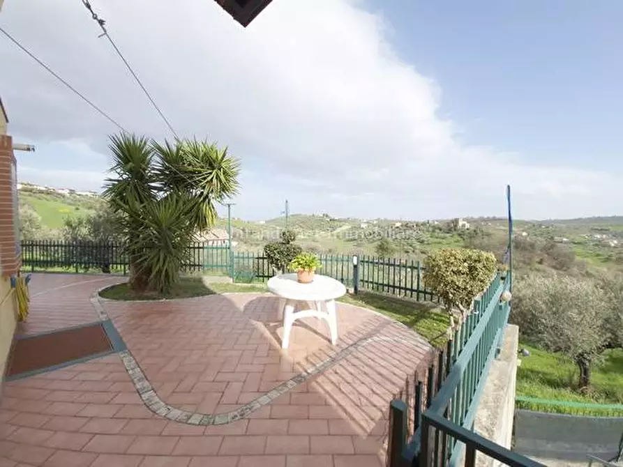 Immagine 6 di Villetta a schiera in vendita  in Contrada Conaciappetta a Penne