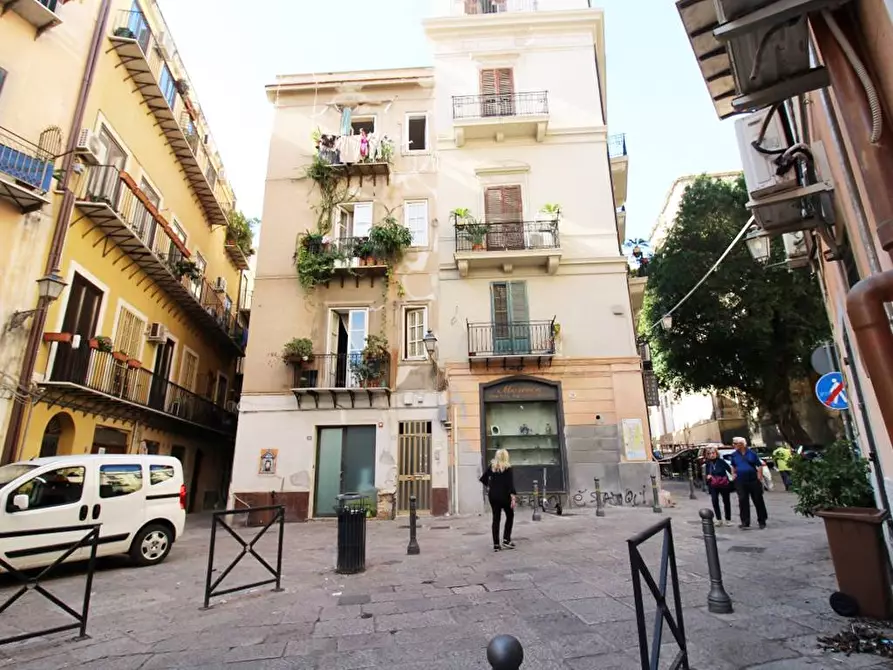 Immagine 1 di Locale commerciale in vendita  in Vicolo Del Barrilaio a Palermo