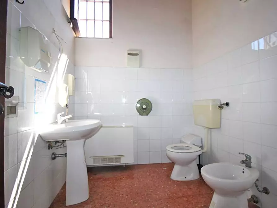 Immagine 26 di Rustico / casale in affitto  in ss113 a Bagheria