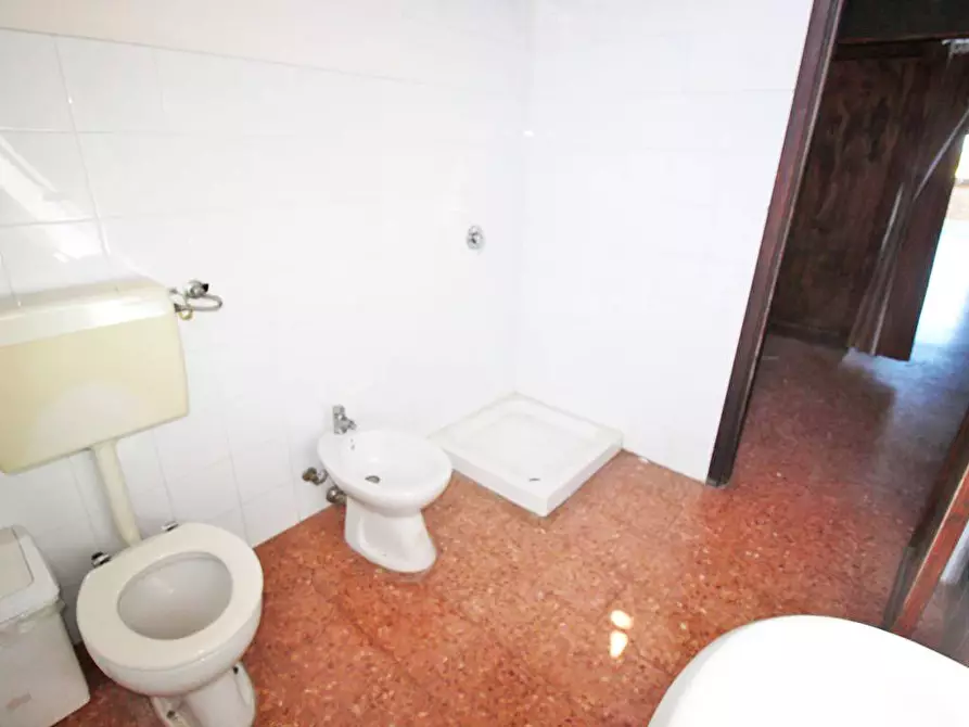 Immagine 27 di Rustico / casale in affitto  in ss113 a Bagheria