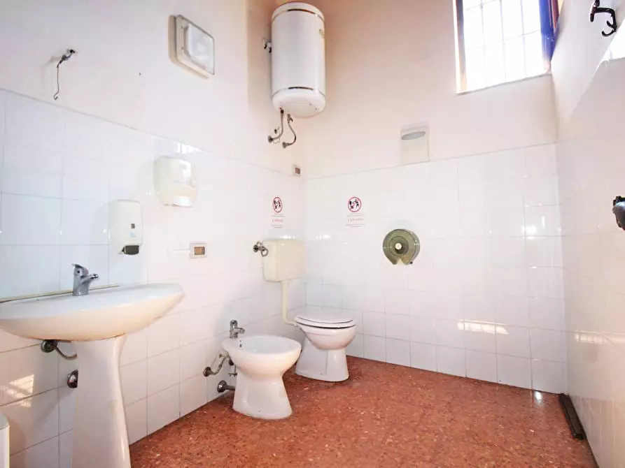 Immagine 28 di Rustico / casale in affitto  in ss113 a Bagheria