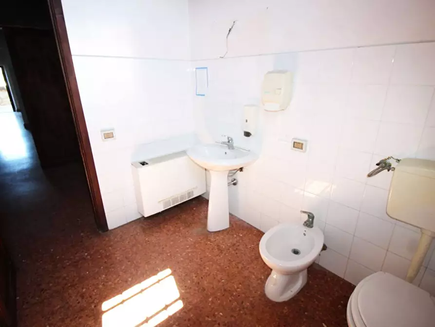 Immagine 29 di Rustico / casale in affitto  in ss113 a Bagheria