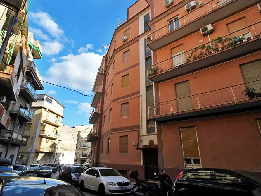 Immagine 1 di Appartamento in vendita  in Via Michele Fanara a Palermo