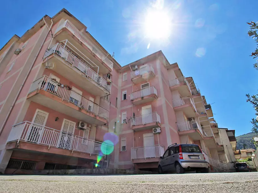 Immagine 2 di Appartamento in vendita  in via giuseppe fava a Villabate