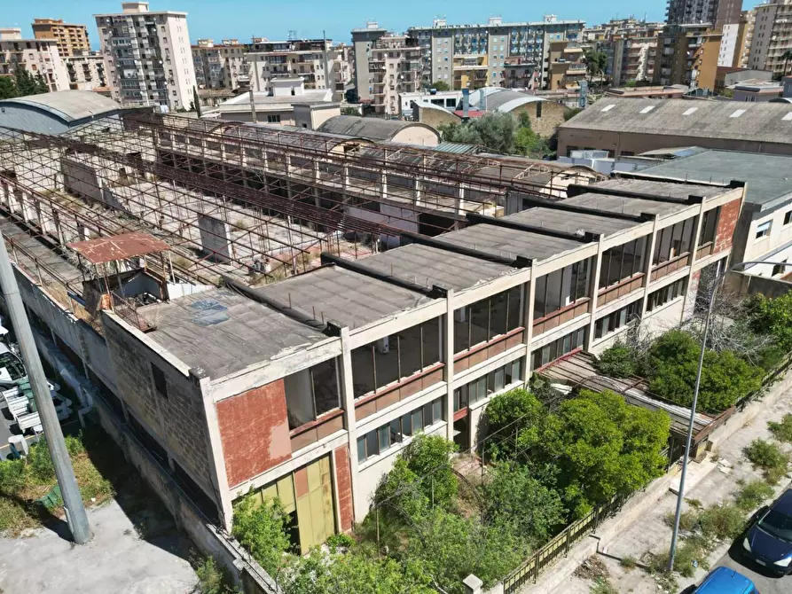 Immagine 8 di Capannone industriale in vendita  in Via Ingham a Palermo