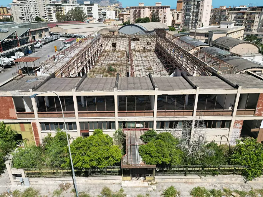 Immagine 10 di Capannone industriale in vendita  in Via Ingham a Palermo