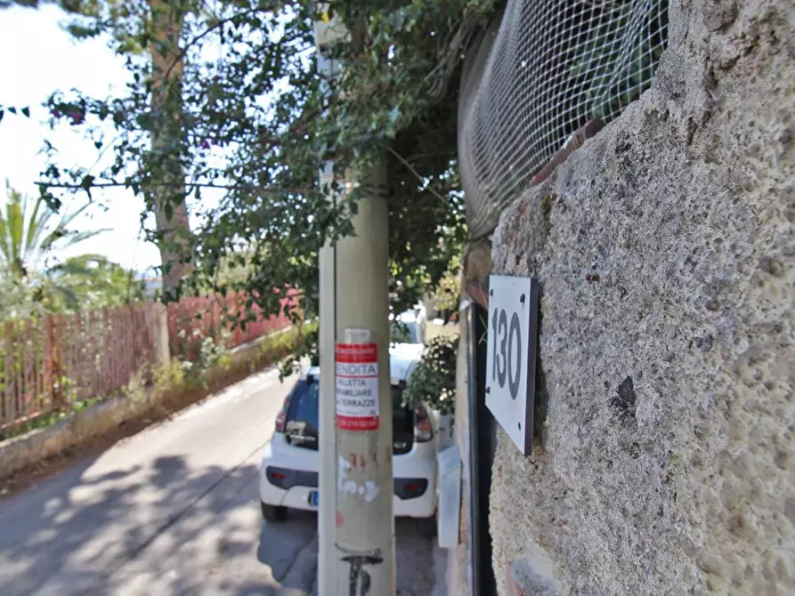 Immagine 8 di Casa indipendente in vendita  in Via Francesco Baracca a Palermo