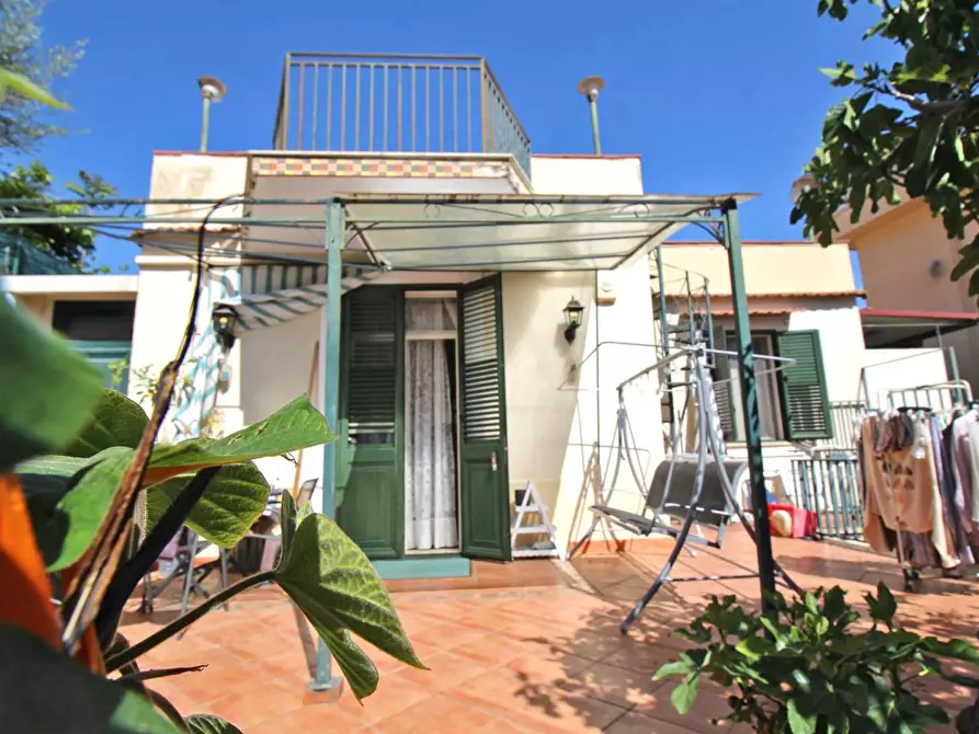 Immagine 19 di Casa indipendente in vendita  in Via Francesco Baracca a Palermo