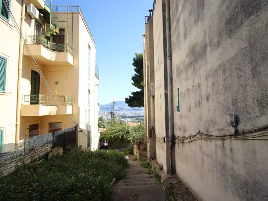 Immagine 30 di Appartamento in vendita  in Via Francesco Baracca a Palermo