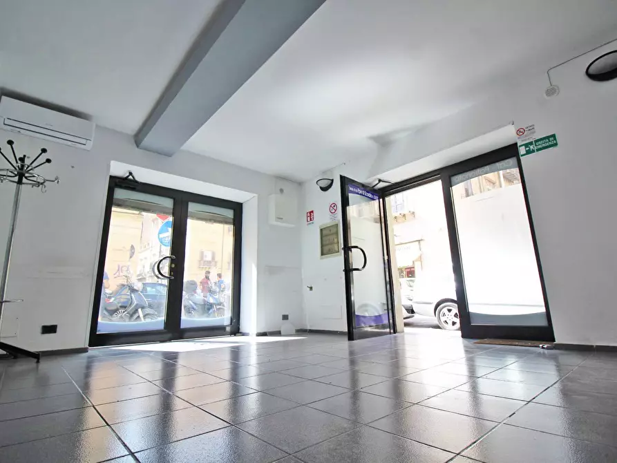 Immagine 24 di Ufficio in affitto  in Via Principe Di Scordia a Palermo