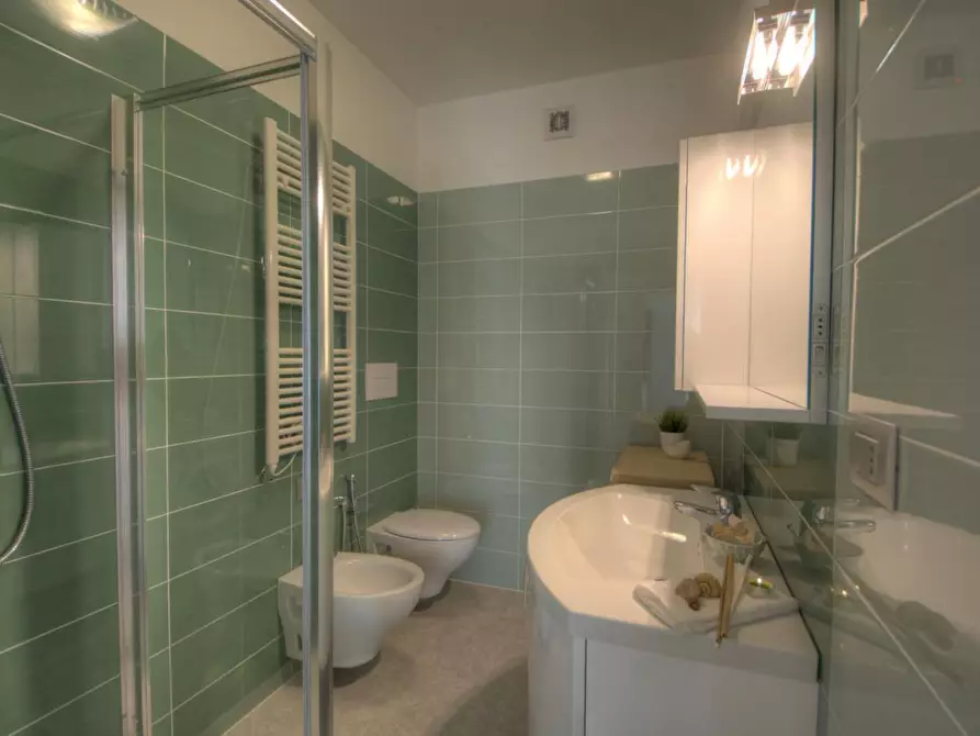 Immagine 5 di Appartamento in affitto  in Via Calvisio a Finale Ligure