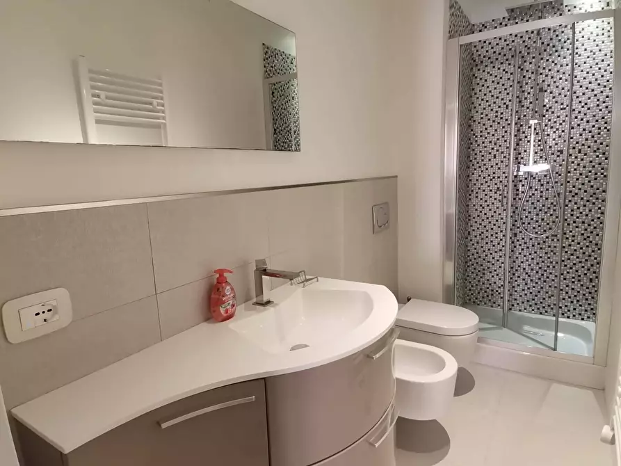 Immagine 9 di Appartamento in affitto  in Via del Cigno a Finale Ligure