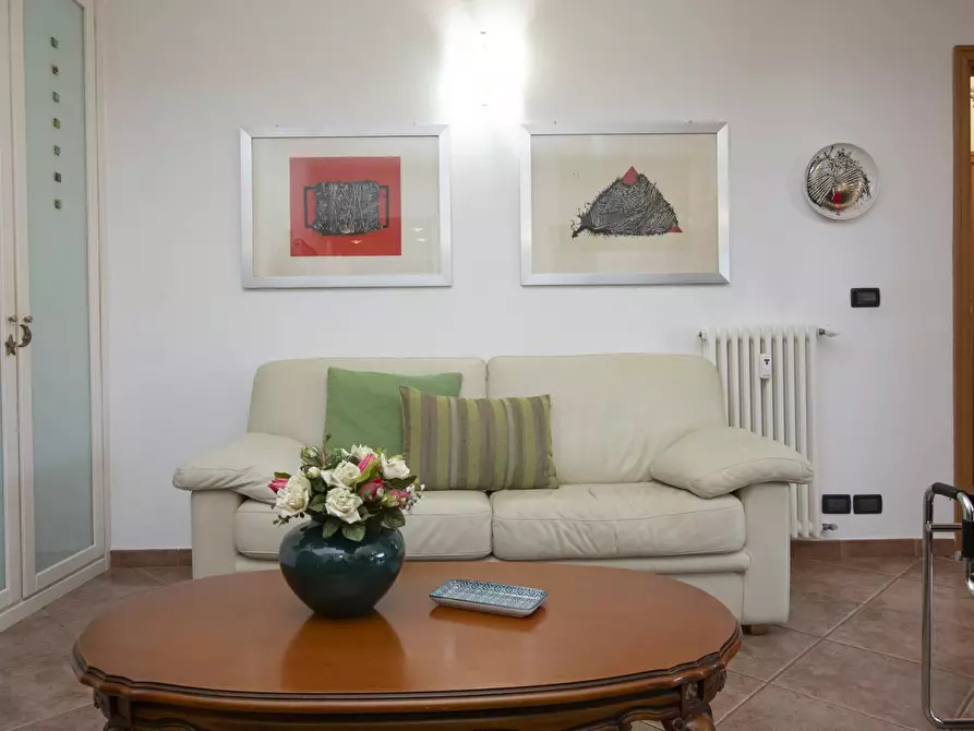 Immagine 6 di Appartamento in vendita  in Via Generale Stefano Cagna a Finale Ligure