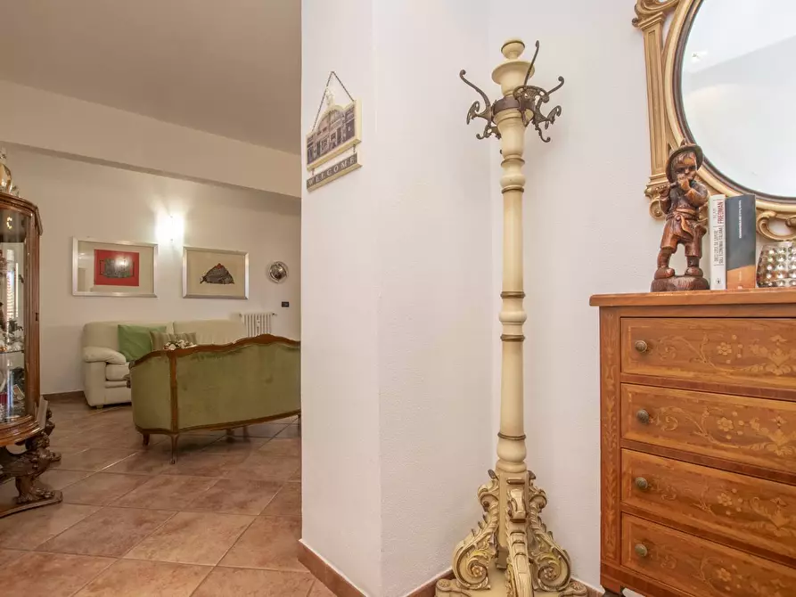 Immagine 22 di Appartamento in vendita  in Via Generale Stefano Cagna a Finale Ligure
