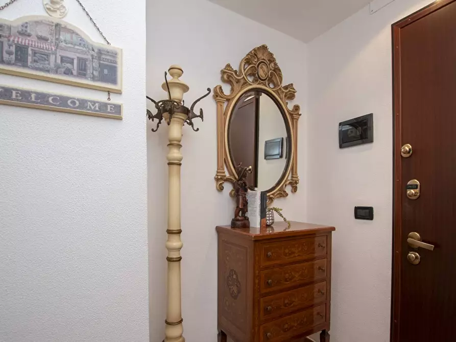 Immagine 25 di Appartamento in vendita  in Via Generale Stefano Cagna a Finale Ligure