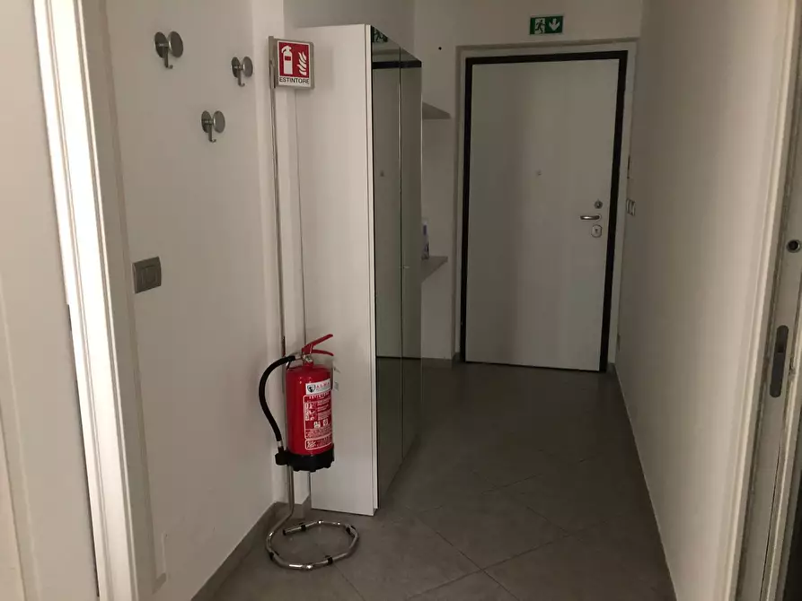 Immagine 15 di Appartamento in affitto  in Via Calvisio a Finale Ligure