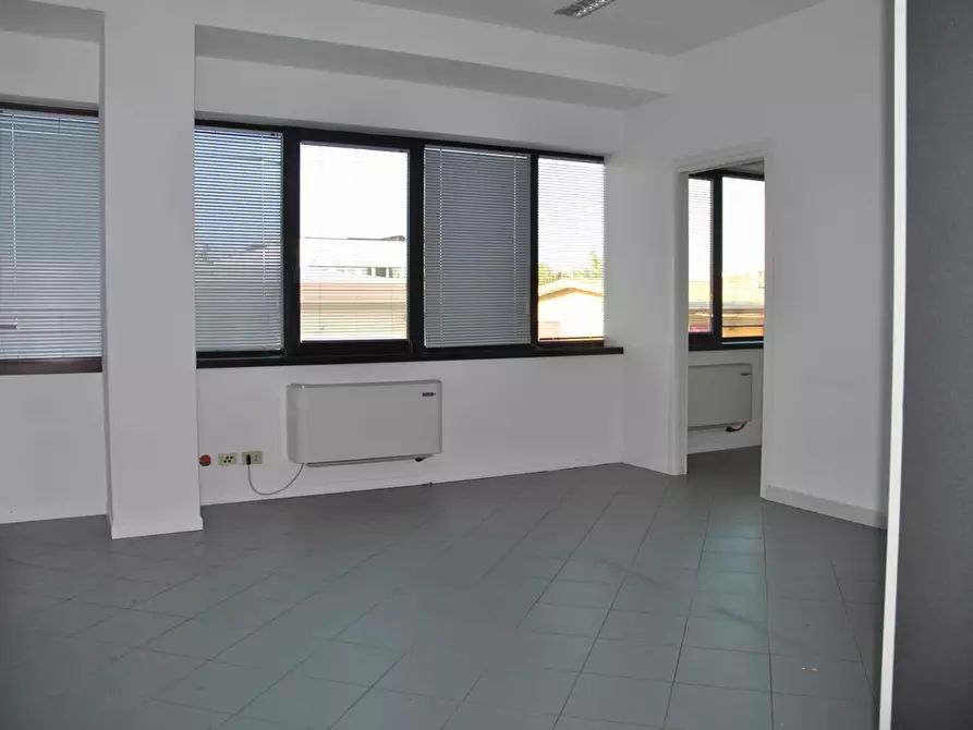 Immagine 13 di Ufficio in affitto  in Via Terraglio a Preganziol