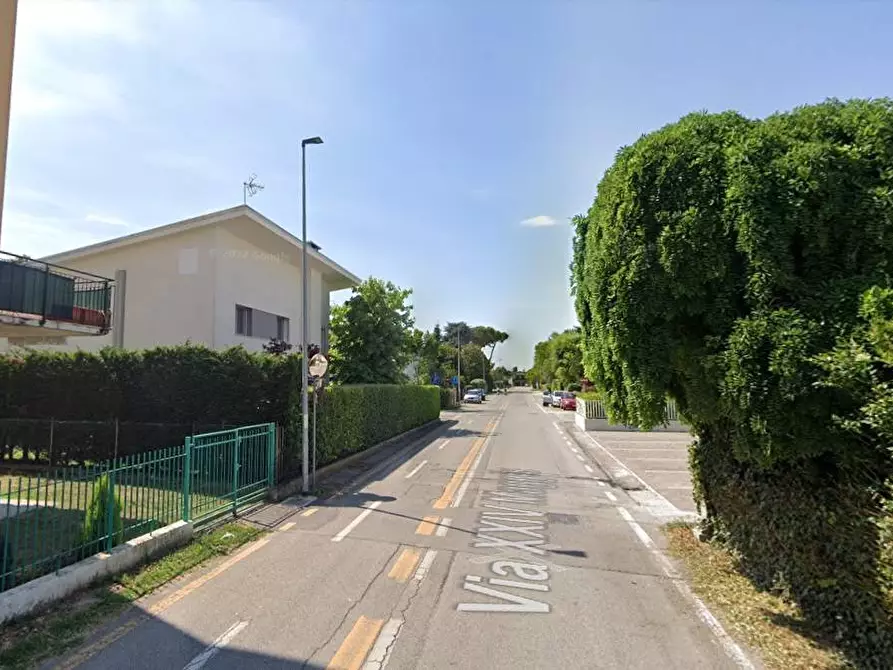 Immagine 2 di Box auto in vendita  in via xxiv maggio a Mogliano Veneto