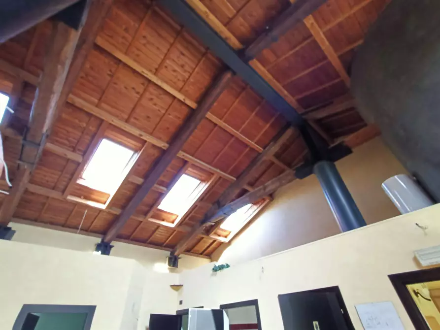 Immagine 11 di Ufficio in affitto  in Via San Dona' a Venezia