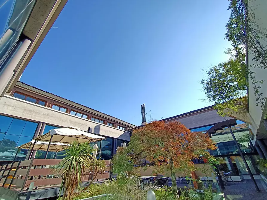 Immagine 3 di Ufficio in affitto  in Via San Dona' a Venezia