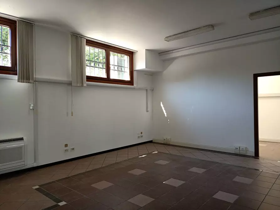 Immagine 4 di Ufficio in affitto  in Via San Dona' a Venezia