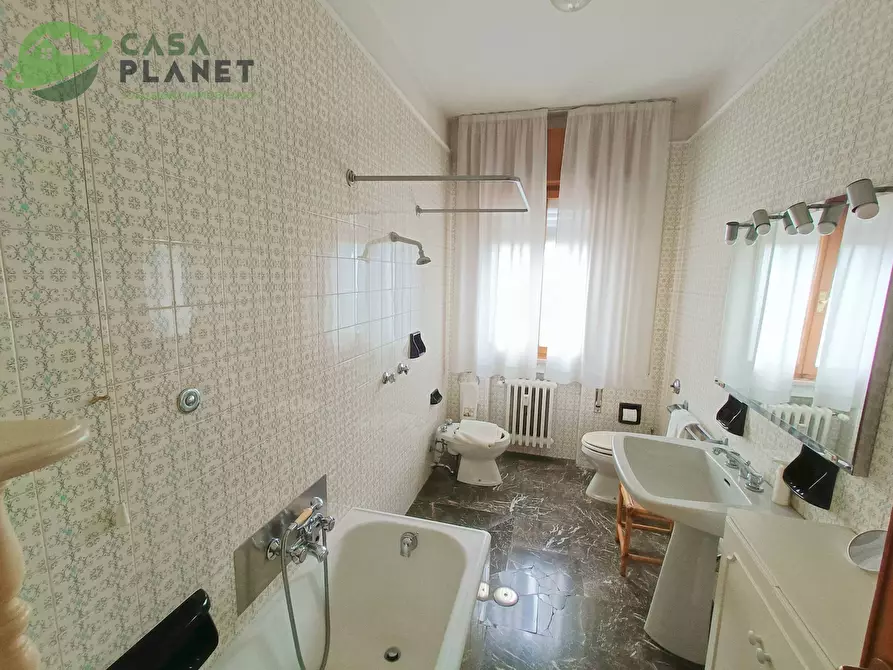 Immagine 7 di Appartamento in vendita  in Viale Garibaldi a Venezia