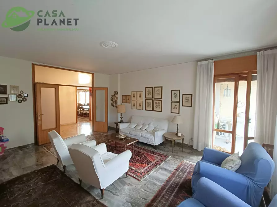 Immagine 8 di Appartamento in vendita  in Viale Garibaldi a Venezia