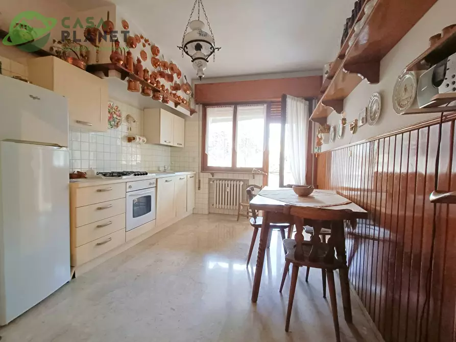 Immagine 17 di Appartamento in vendita  in Viale Garibaldi a Venezia