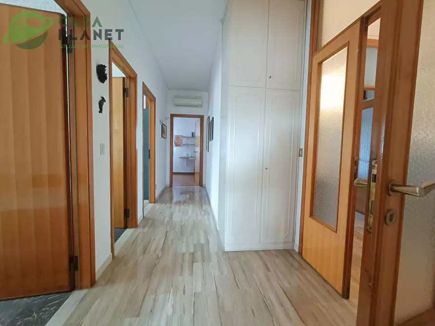 Immagine 20 di Appartamento in vendita  in Viale Garibaldi a Venezia