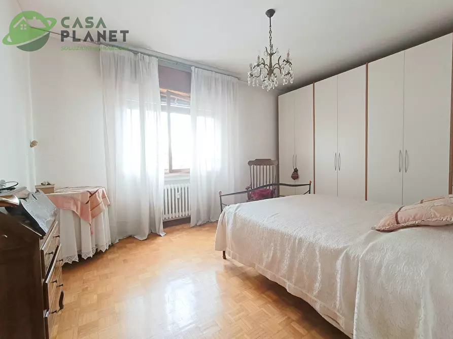 Immagine 23 di Appartamento in vendita  in Viale Garibaldi a Venezia