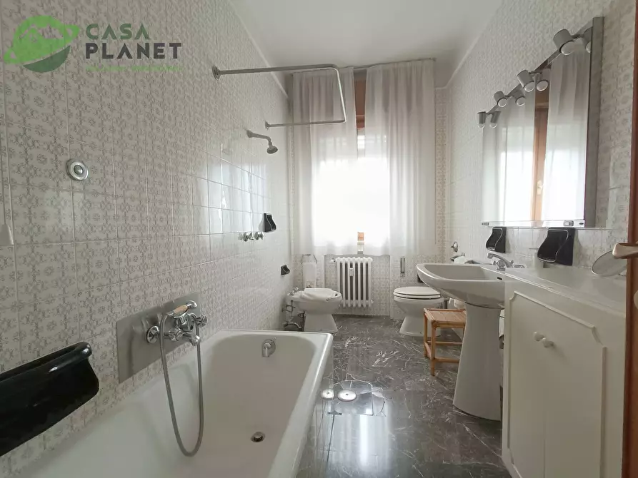 Immagine 24 di Appartamento in vendita  in Viale Garibaldi a Venezia