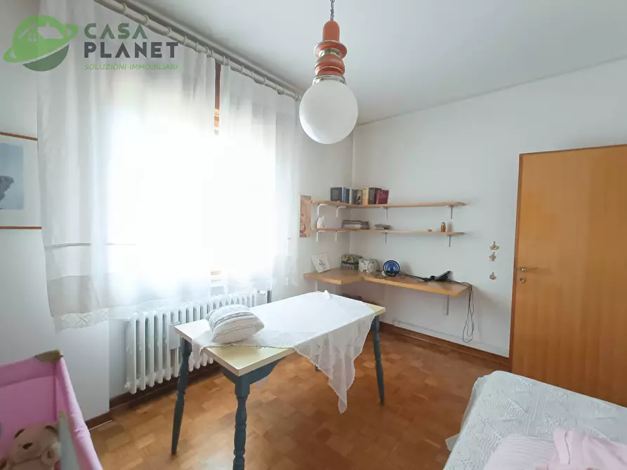 Immagine 28 di Appartamento in vendita  in Viale Garibaldi a Venezia