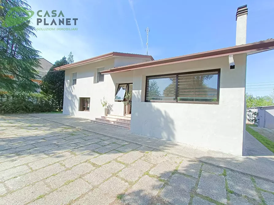 Immagine 1 di Casa indipendente in vendita  in via oberdan a Mogliano Veneto