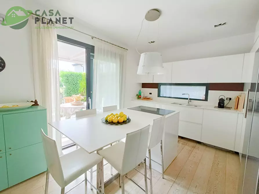 Immagine 11 di Casa bifamiliare in vendita  in Via Foscolo a Mogliano Veneto