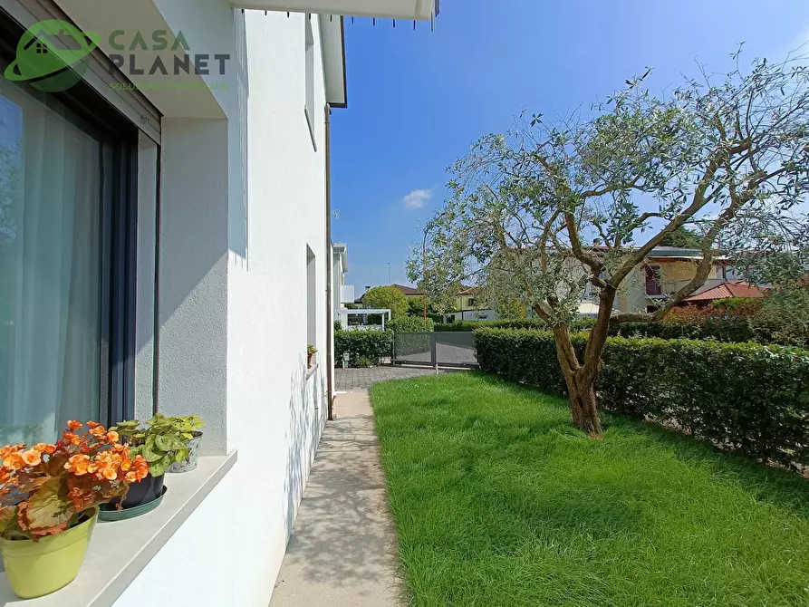 Immagine 4 di Casa bifamiliare in vendita  in Via Foscolo a Mogliano Veneto