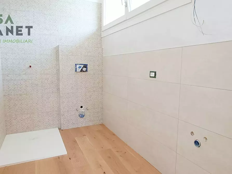 Immagine 9 di Casa bifamiliare in vendita  in VIA BARBIERO a Mogliano Veneto