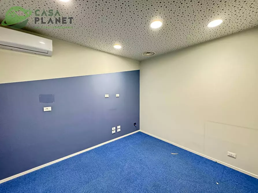 Immagine 8 di Locale commerciale in vendita  in via terraglio a Mogliano Veneto