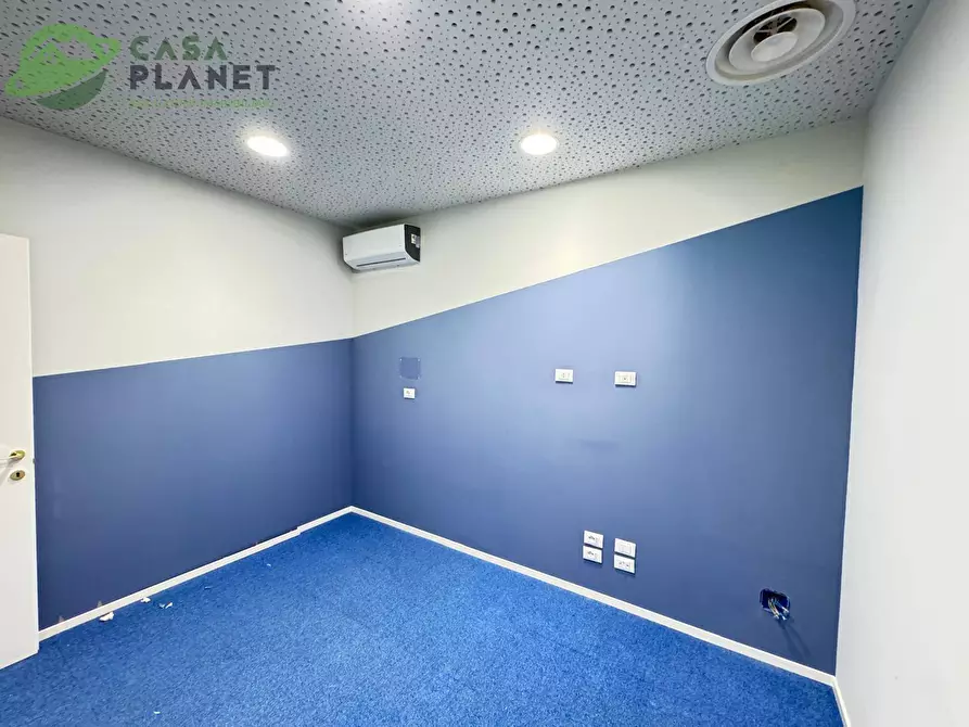 Immagine 2 di Locale commerciale in vendita  in via terraglio a Mogliano Veneto