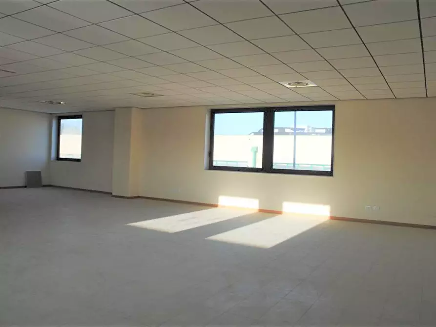 Immagine 7 di Ufficio in affitto  in Via Europa a Preganziol