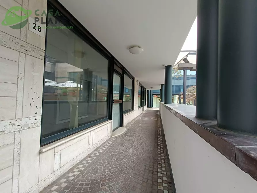 Immagine 8 di Ufficio in affitto  in Via San Dona' a Venezia