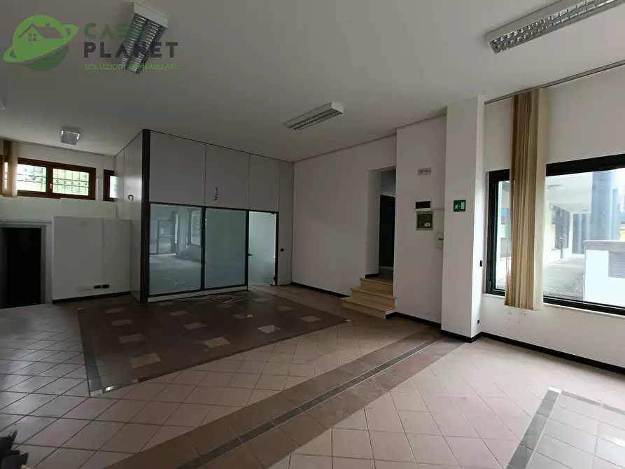 Immagine 6 di Ufficio in affitto  in Via San Dona' a Venezia