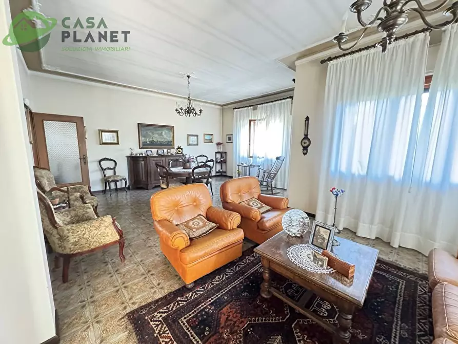 Immagine 1 di Villa in vendita  in VIA MAMELI a Mogliano Veneto