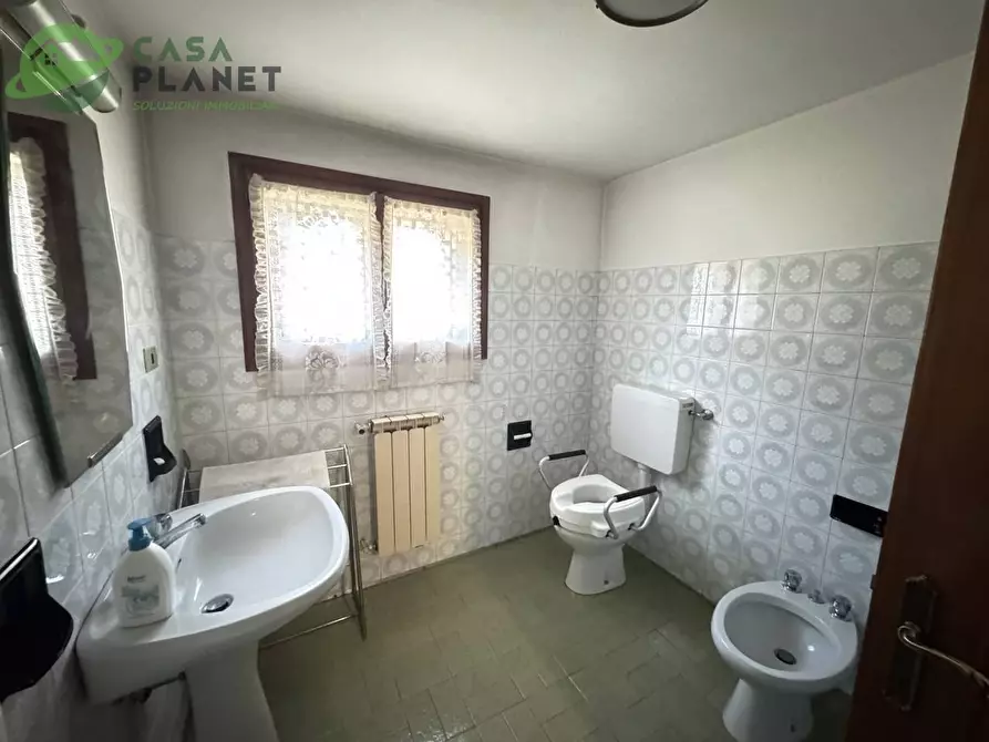 Immagine 29 di Villa in vendita  in VIA MAMELI a Mogliano Veneto