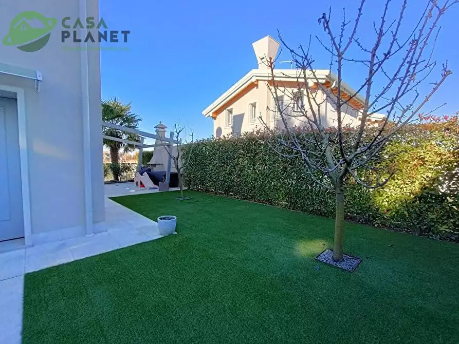 Immagine 3 di Casa bifamiliare in vendita  in VIA MOGLIANESE a Scorzè